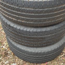 3 good use tires Goodyear 265/50/20
