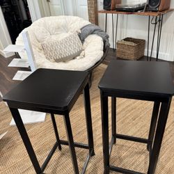 Black Nightstands for Narrow / Small Space