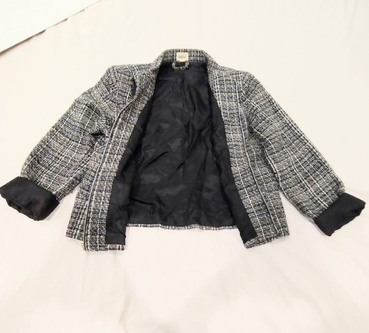 Classy Neiman Marcus Blazer