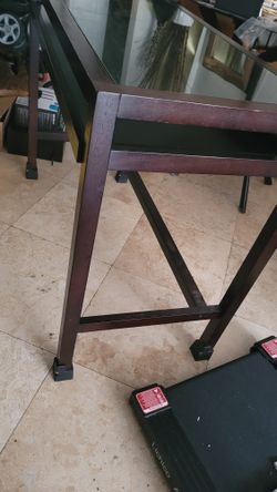 Office Desk Table With Keyboard Tray