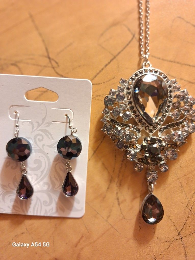Necklace With Earrings Combo