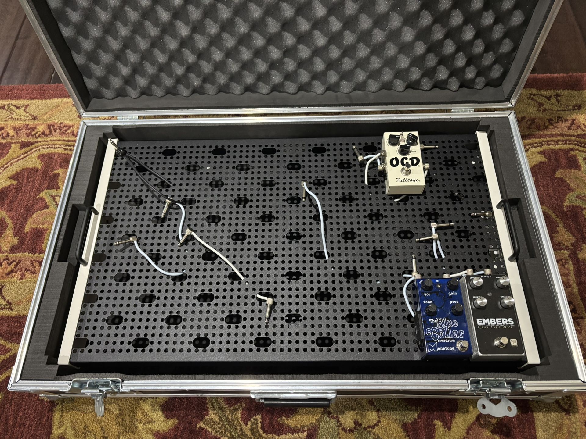 Temple Audio Pedalboard Trio w/Flight Case