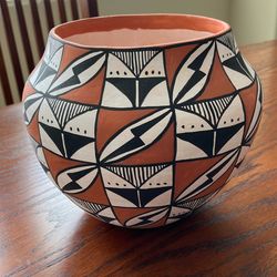 Acoma, New Mexico Pottery