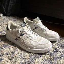 Vintage Asics Shoes