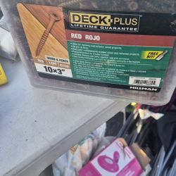 Life Time Garantee Deck Scrubs 