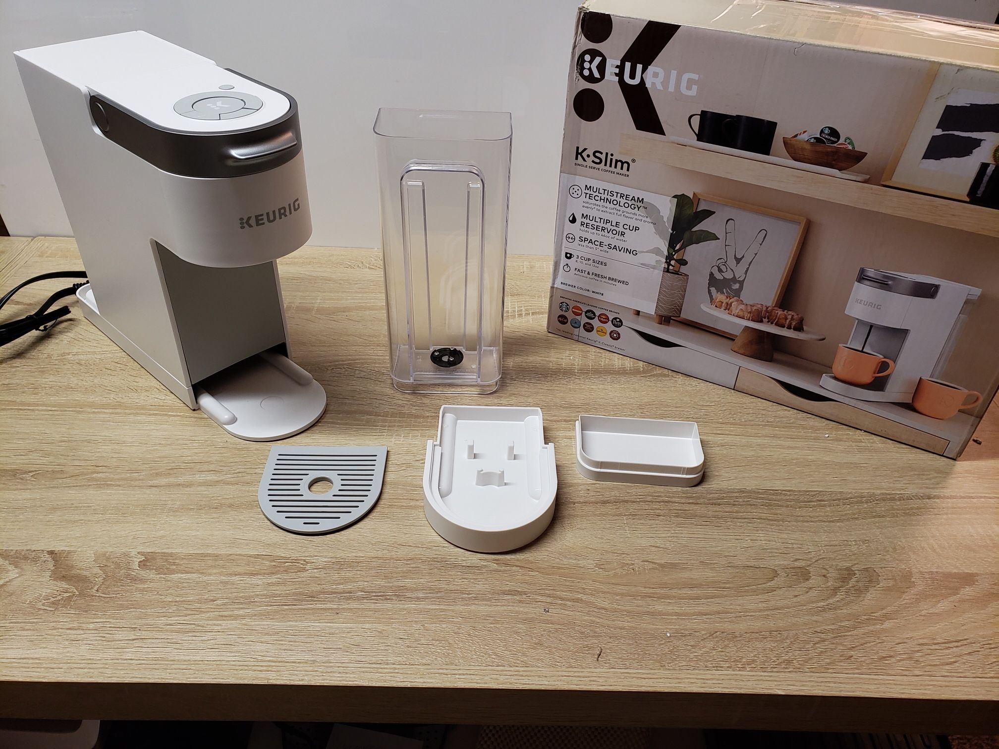 Keurig K Supreme Single Serve K-cup Pod Coffee Maker White…like New Condition…retails At 159.95 Plus Tax….price Is Firm