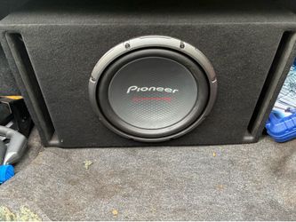 Car subwoofer and amp