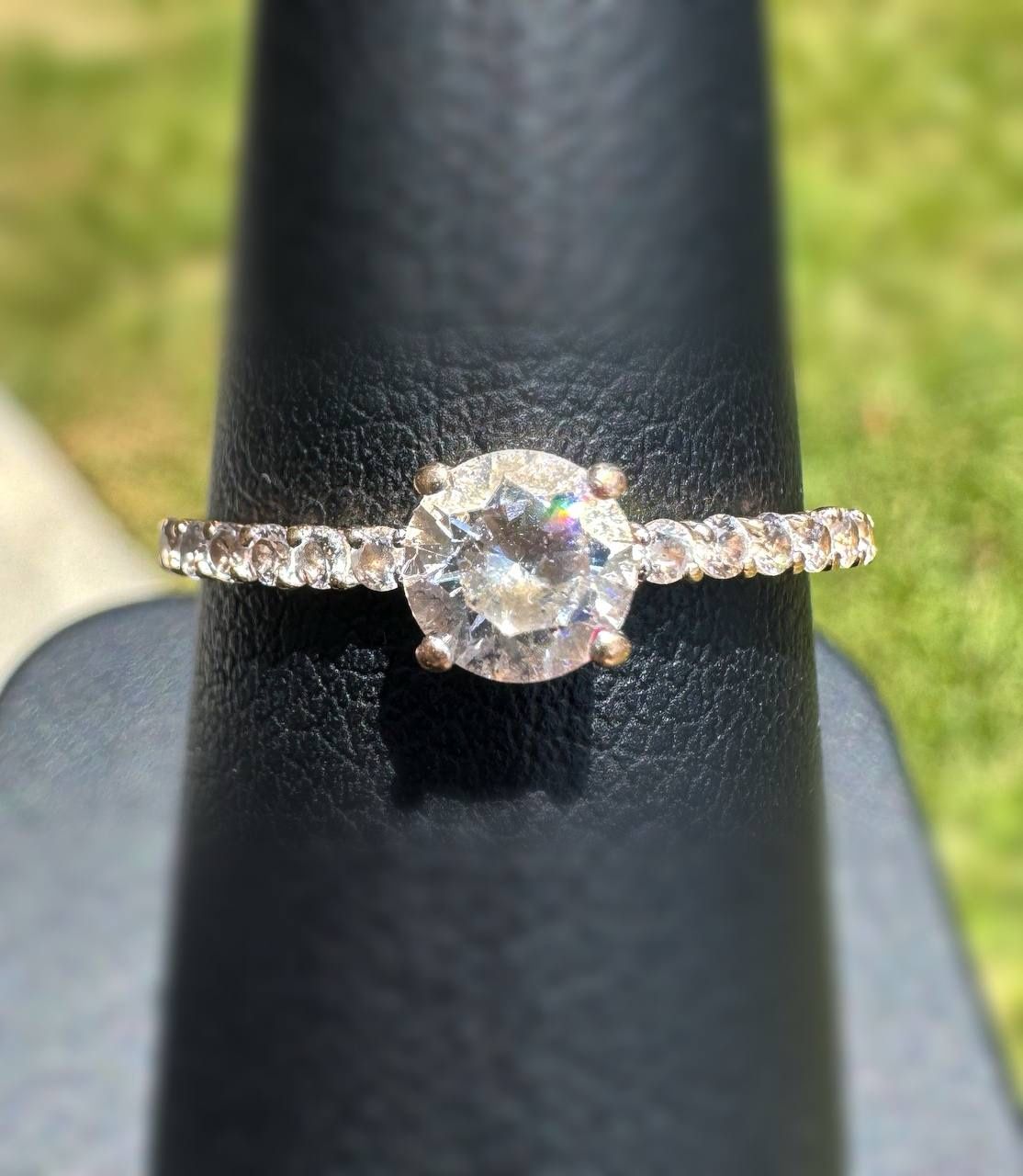 Vintage Jewelry 14k solid rose gold white CZ stone 1.00CTW ring size 7.50