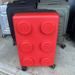 New-LEGO Carry-on trolley