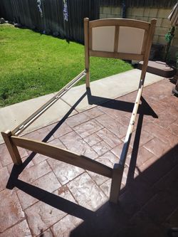 Kids bed frame - twin size