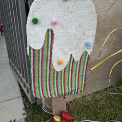 Home Accents Holiday 42 in Warm White 60-Light LED Ice Cream