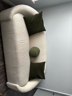 Love seat