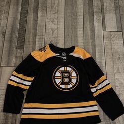 Boston Bruins Home NHL Hockey Jersey!