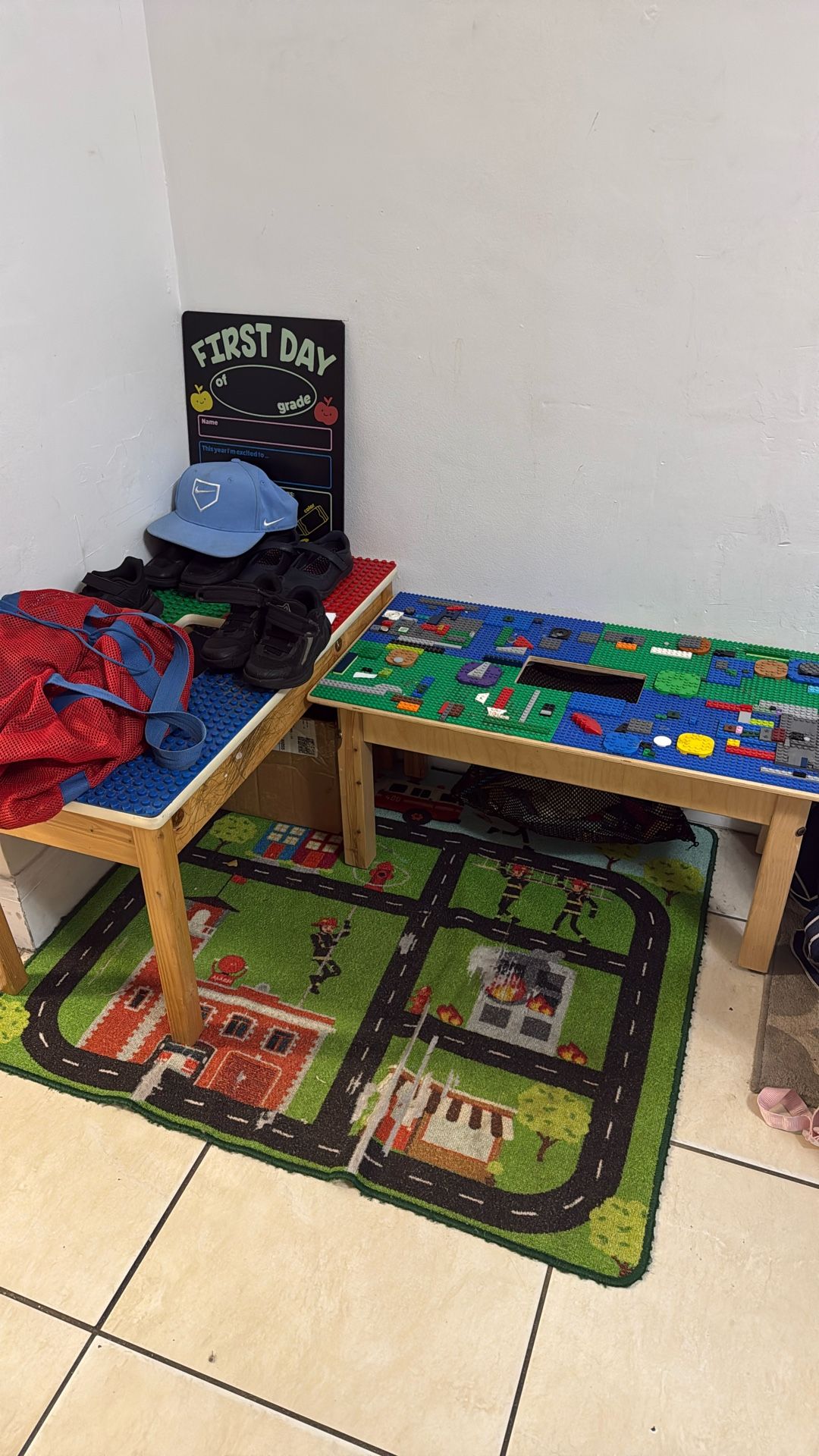 2legos Table And Rug