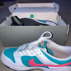 Nike Swoosh Mutil Turquoise, Blue And Pink