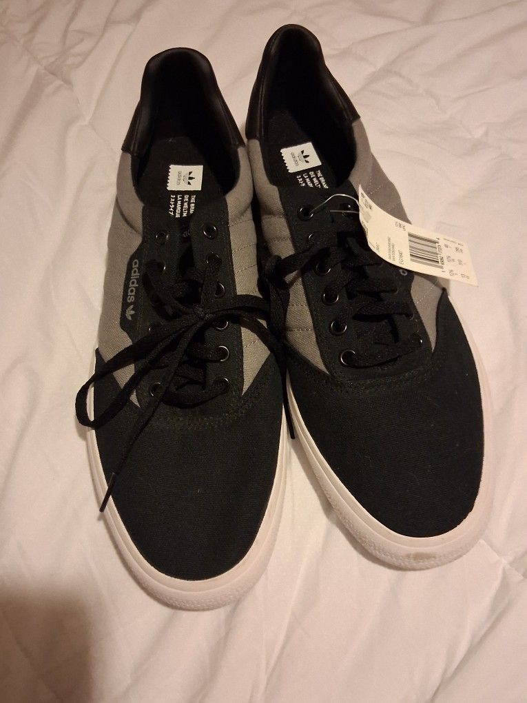 Adidas 3mc tennis Shoes New