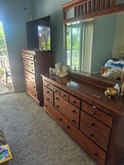 Used King Size Bedroom Set