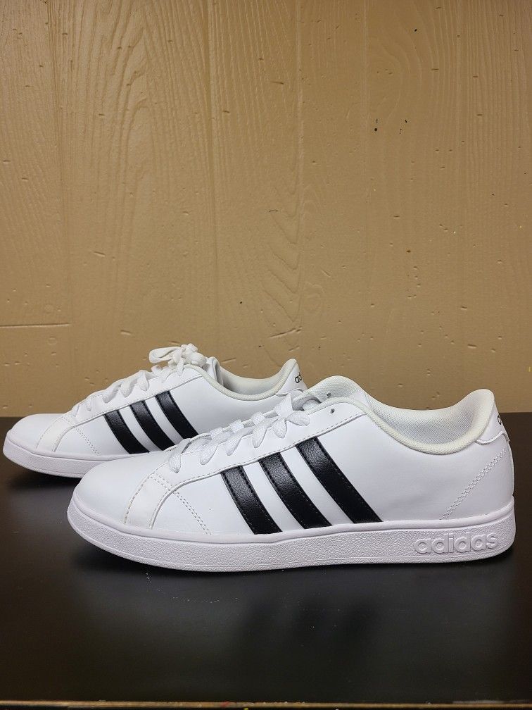 Adidas Neo Cloudfoam Sneakers Men's 9 (New With Box)