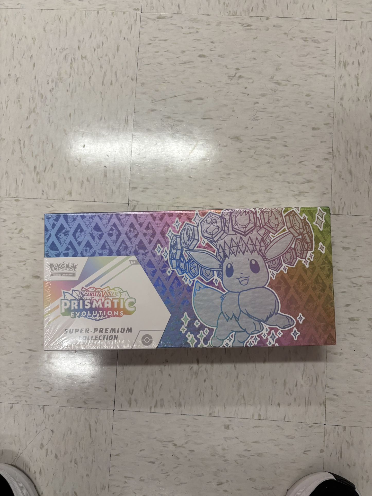 Pokémon Scarlet & Violet Prismatic Evolutions Super Premium Collection