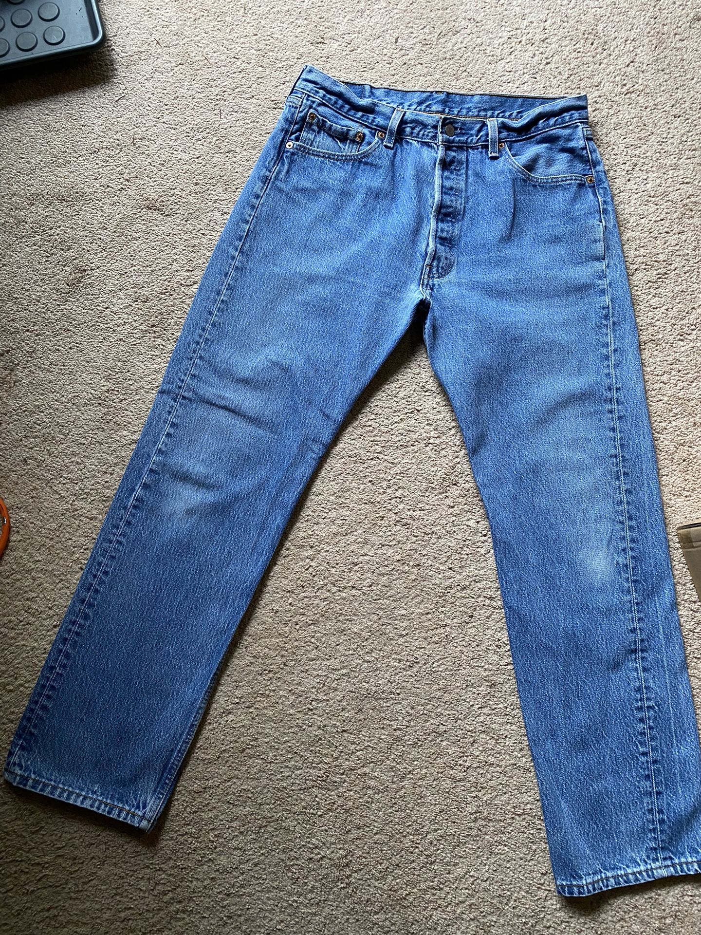 Vintage Levi’s Button Fly Jeans -W 36” L 34”