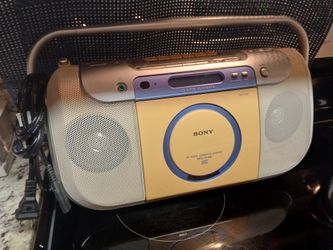 Sony Cd Radio Cassette- Corder CFD-E100