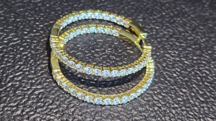 Lindas argollas de zircona