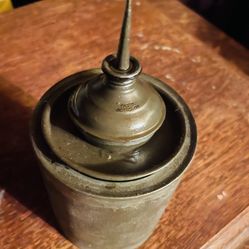 Singer Antique Sewing Machine 