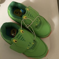 Reebok 5c Brand new  Never Worn Still Has Tag