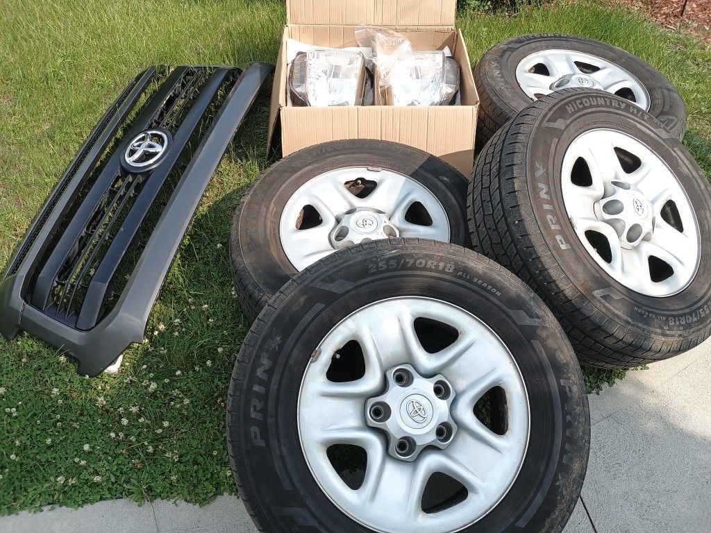 Tundra Parts (Wheels, Grill, Headlight Lens)
