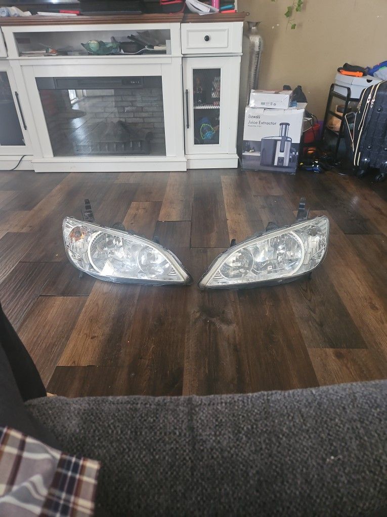 2004-2005 Honda Headlights