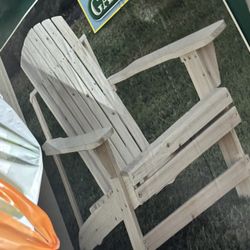 2 wood lawn chairs