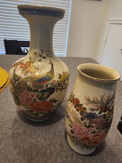 Japanese Vase, Caligraphy Set, resin Statues