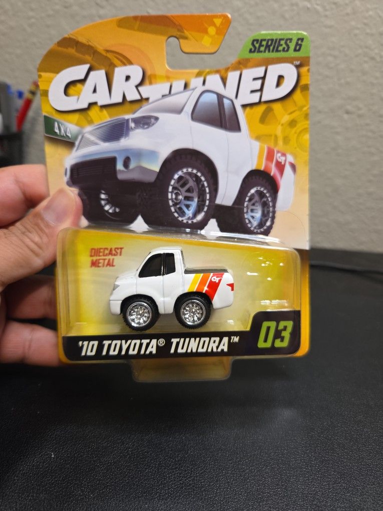 New CAR TUNED SERIES 6 TOYOTA TUNDRA TOY CAR