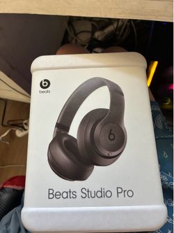 Beats Studio Pro Deep Brown brand new