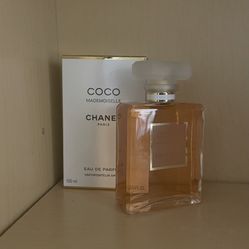 Chanel Mademmoiselle Chanel Paris