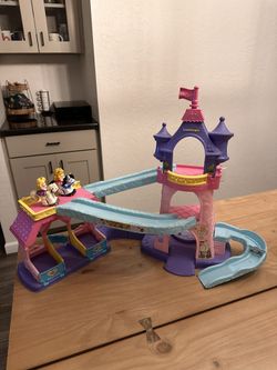 Fisher Price Klip Klop Castle 
