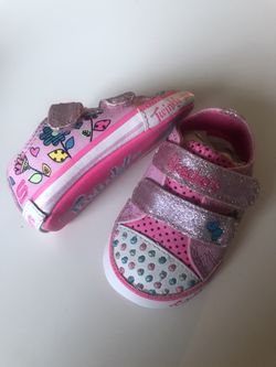 Skechers girl