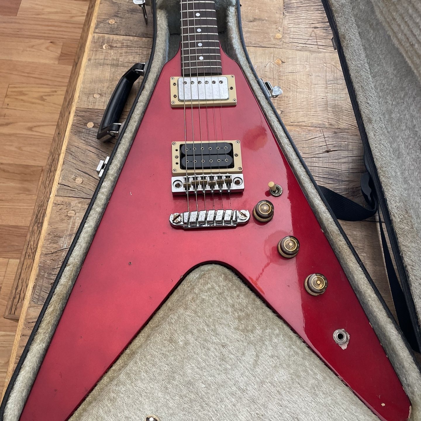 Ibanez Rocket Roll 1982 Red Flying V for Sale in Tujunga, CA - OfferUp