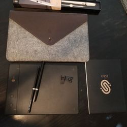 Slate by iskin Drawing tablet.