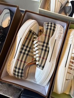 Burberry shoes