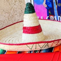Viva Mexico BIG sombrero 