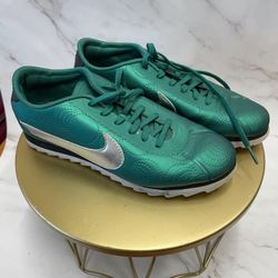 Nike cortez Size 7