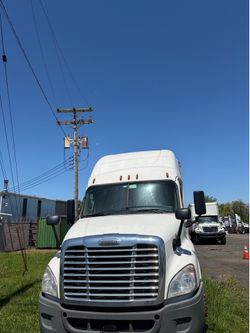 2018 freight liner cascadia