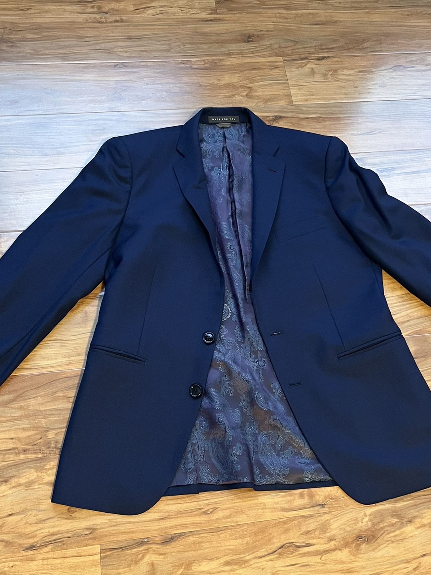Indochino Highworth Navy Three Piece Suit
