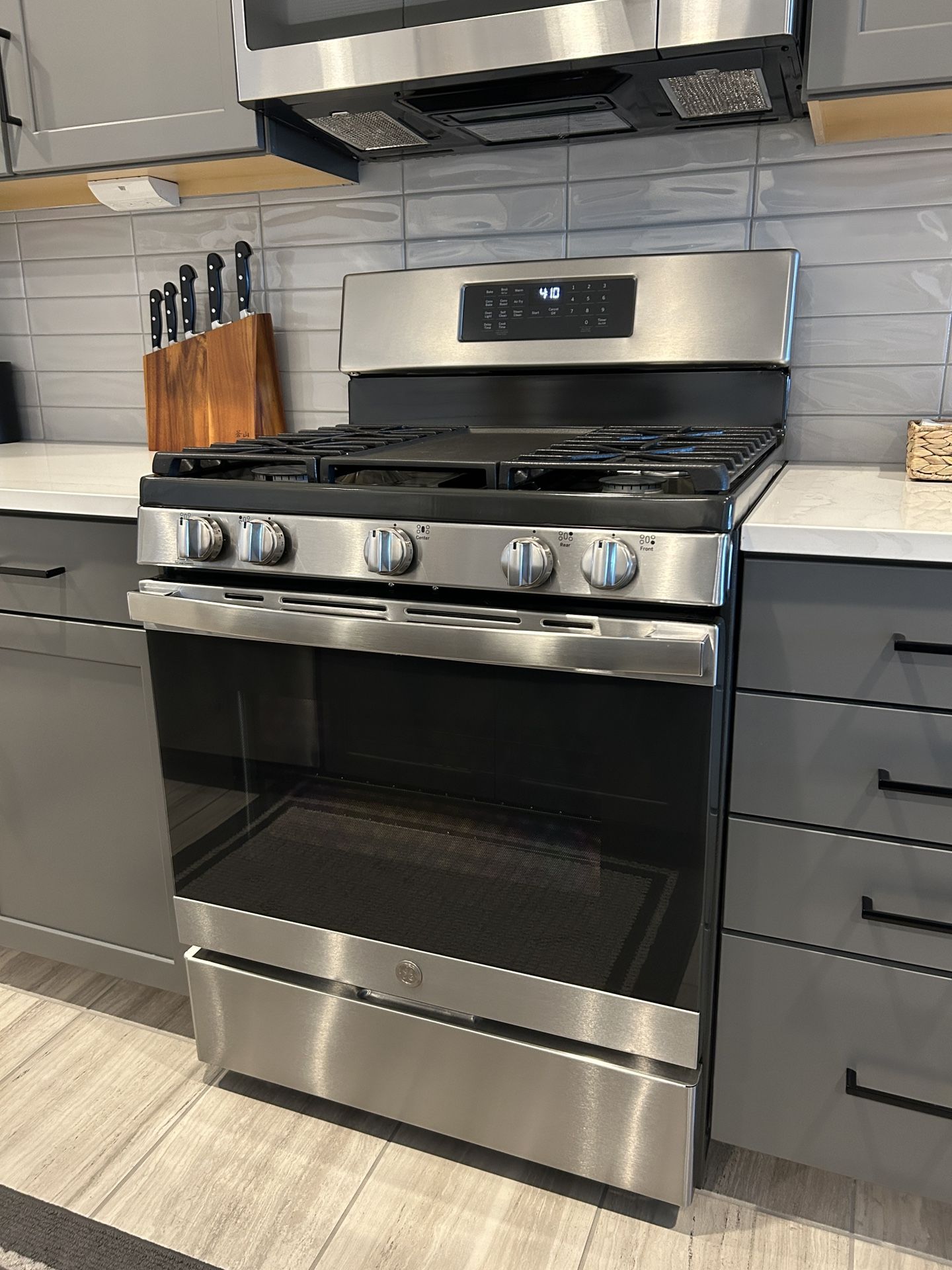 GE Gas Stove for Sale in Avondale, AZ OfferUp