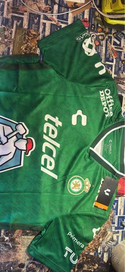 Leon  James jersey