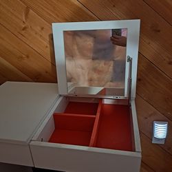 Desk Vanity