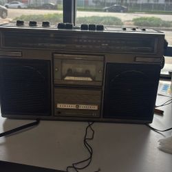 General Electric Boom Box- Cassette And Radio Work