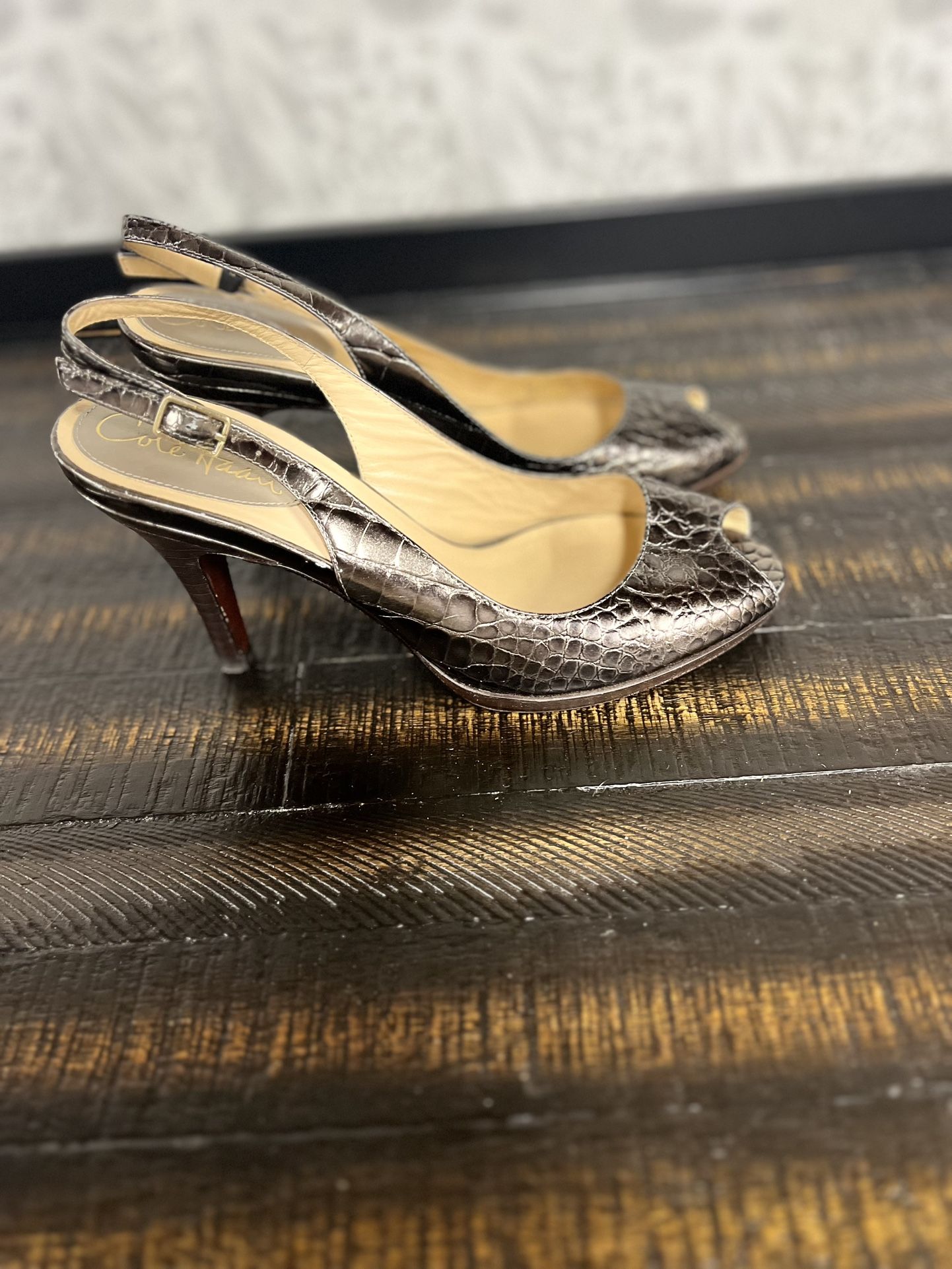 Women Cole Haan Nike Air Pumps