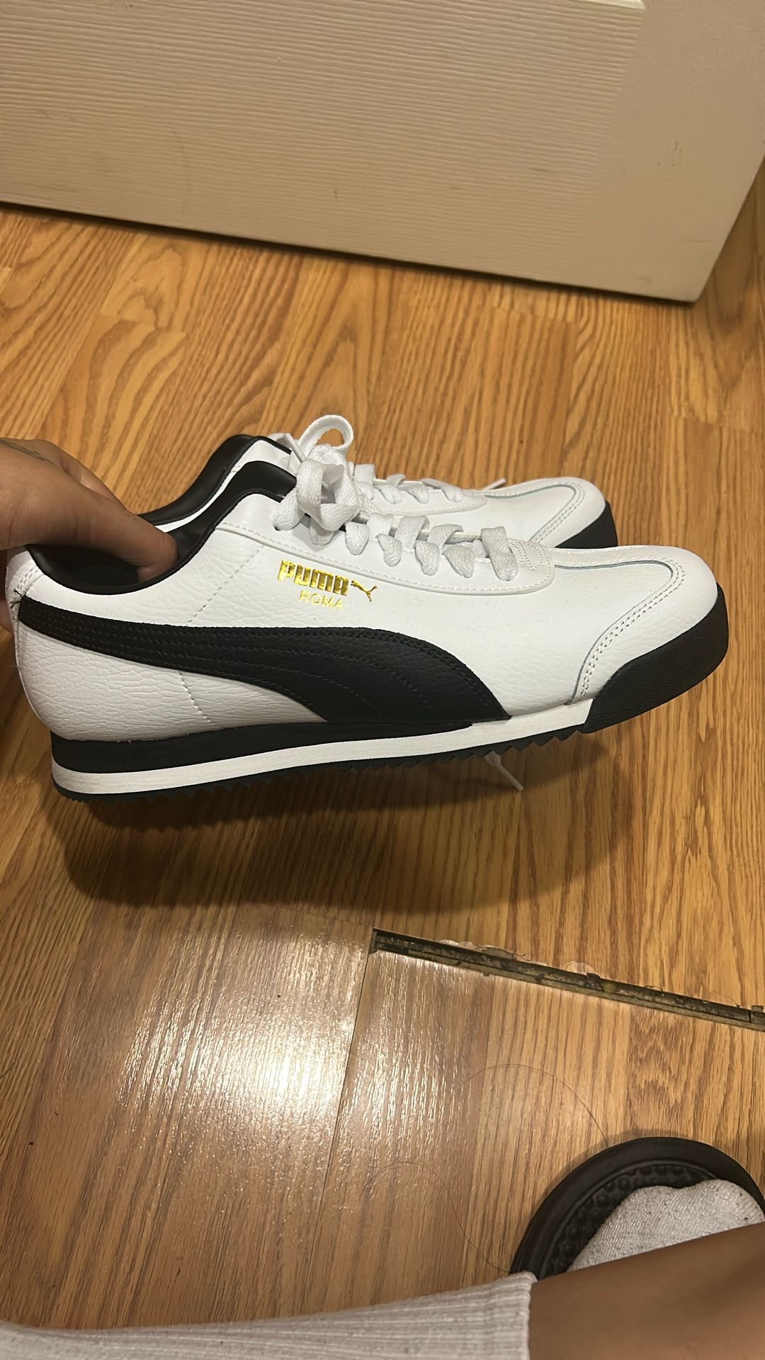 Puma Shoes Size 9